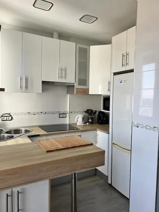 Espectacular Apartamento Junto Al Mar, Con Piscina En Malaga Spain