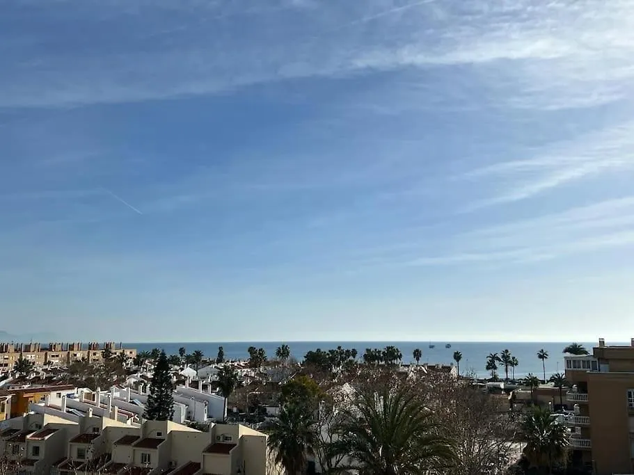 Espectacular Apartamento Junto Al Mar, Con Piscina En Malaga Spain